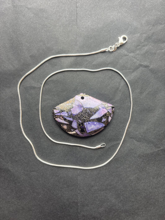 47 Stone Pendant (ss bail & comes with ss chain)