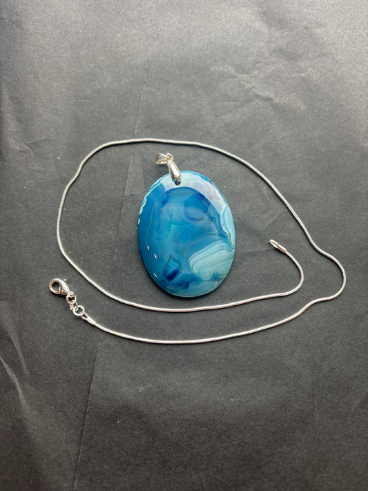 81 Stone Pendant (ss bail & comes with ss chain)